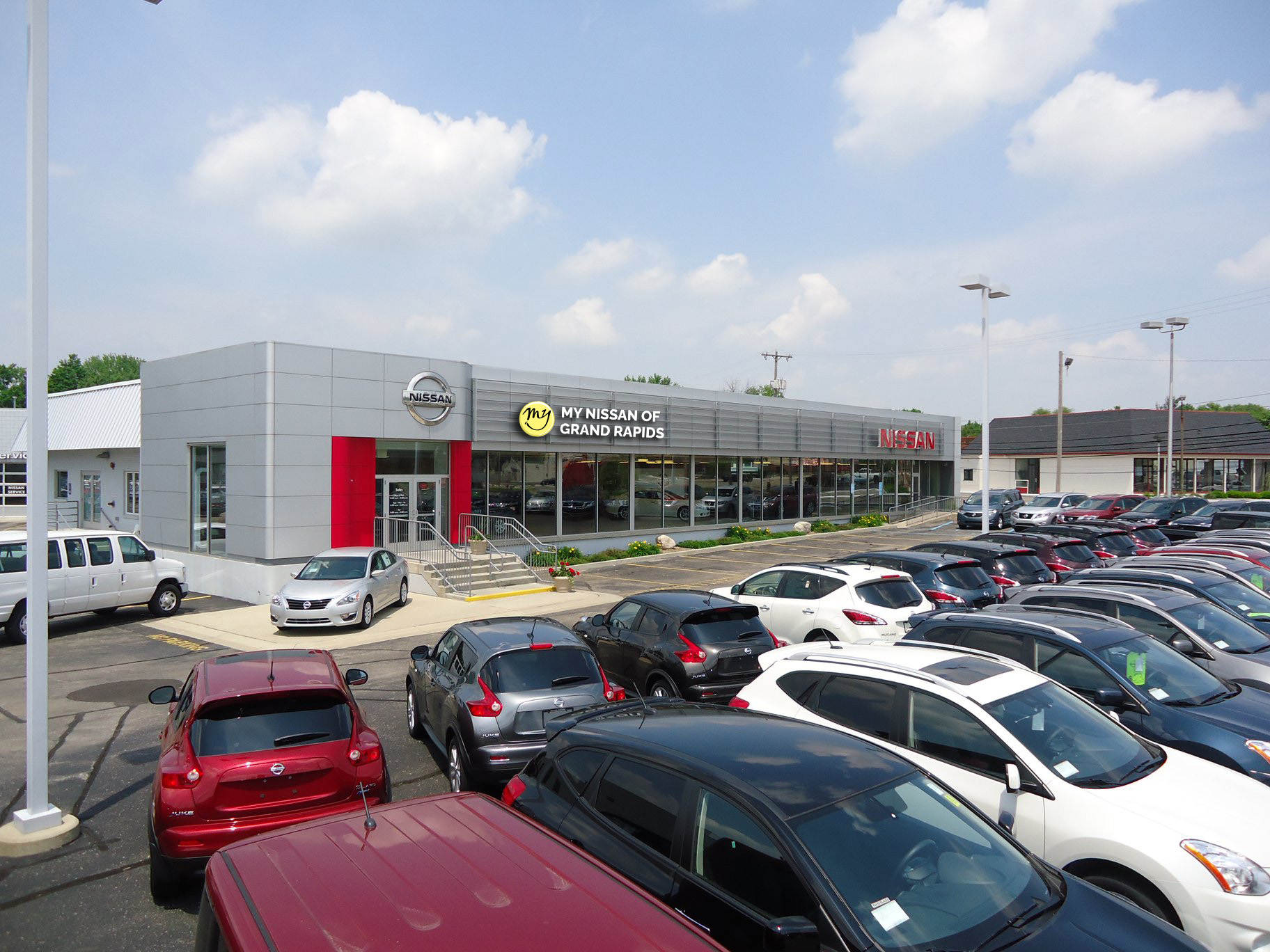 My Nissan Of Grand Rapids Grand Rapids MI Cars Com My Auto Nissan GR